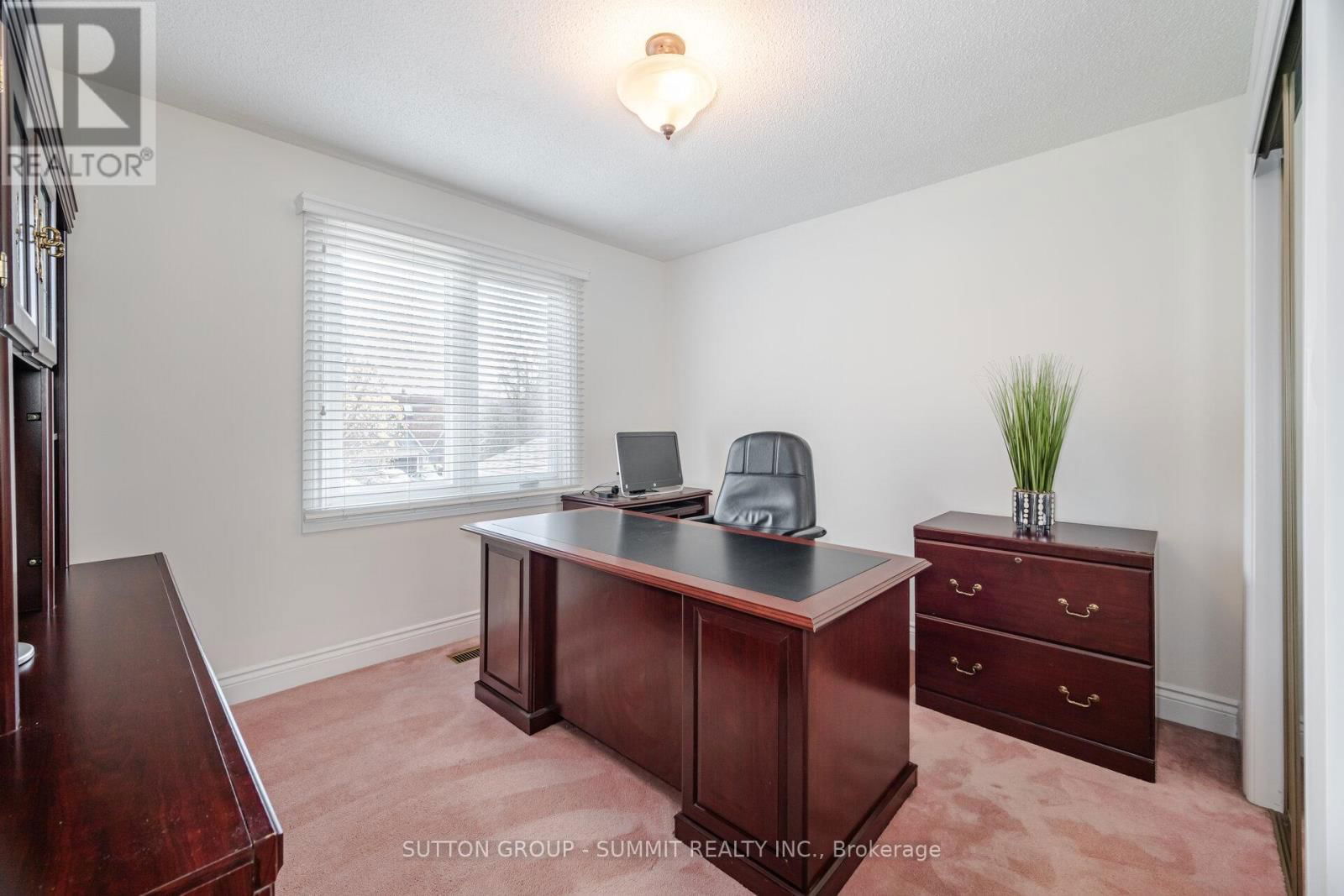 1245 SAGINAW CRESCENT Image 39