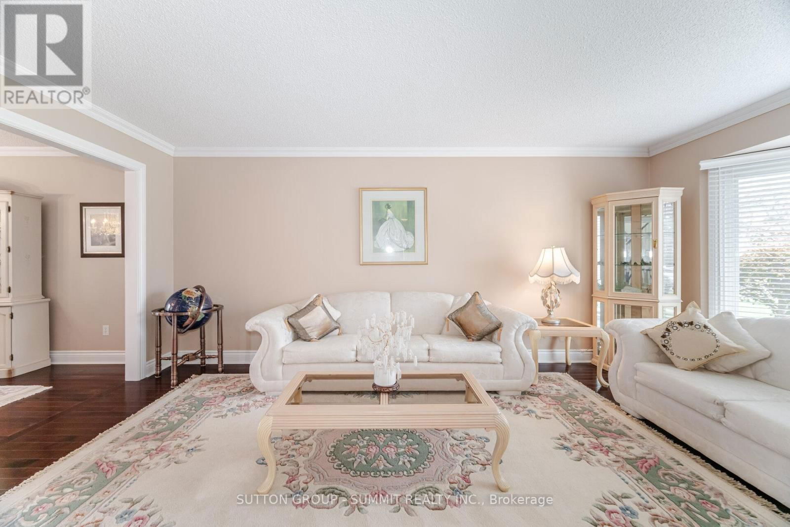 1245 SAGINAW CRESCENT Image 7