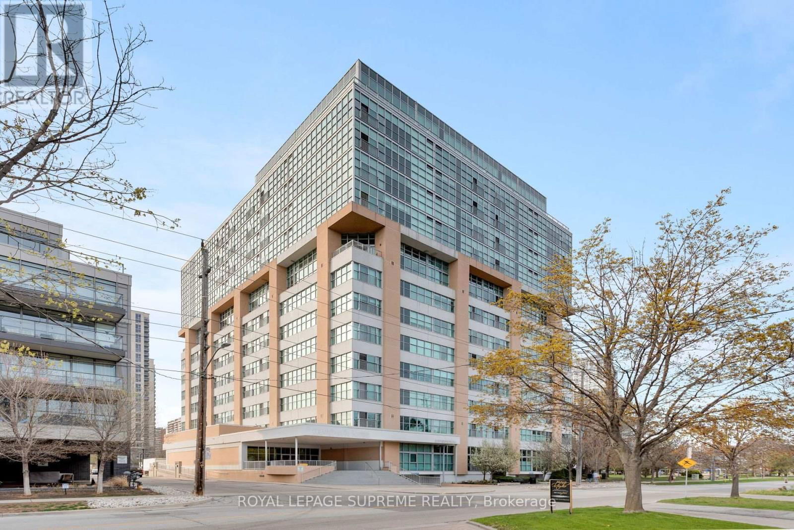 209 - 2 FIELDWAY ROAD Image 2