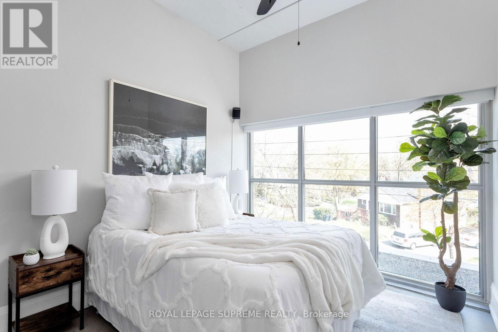 209 - 2 FIELDWAY ROAD Image 30
