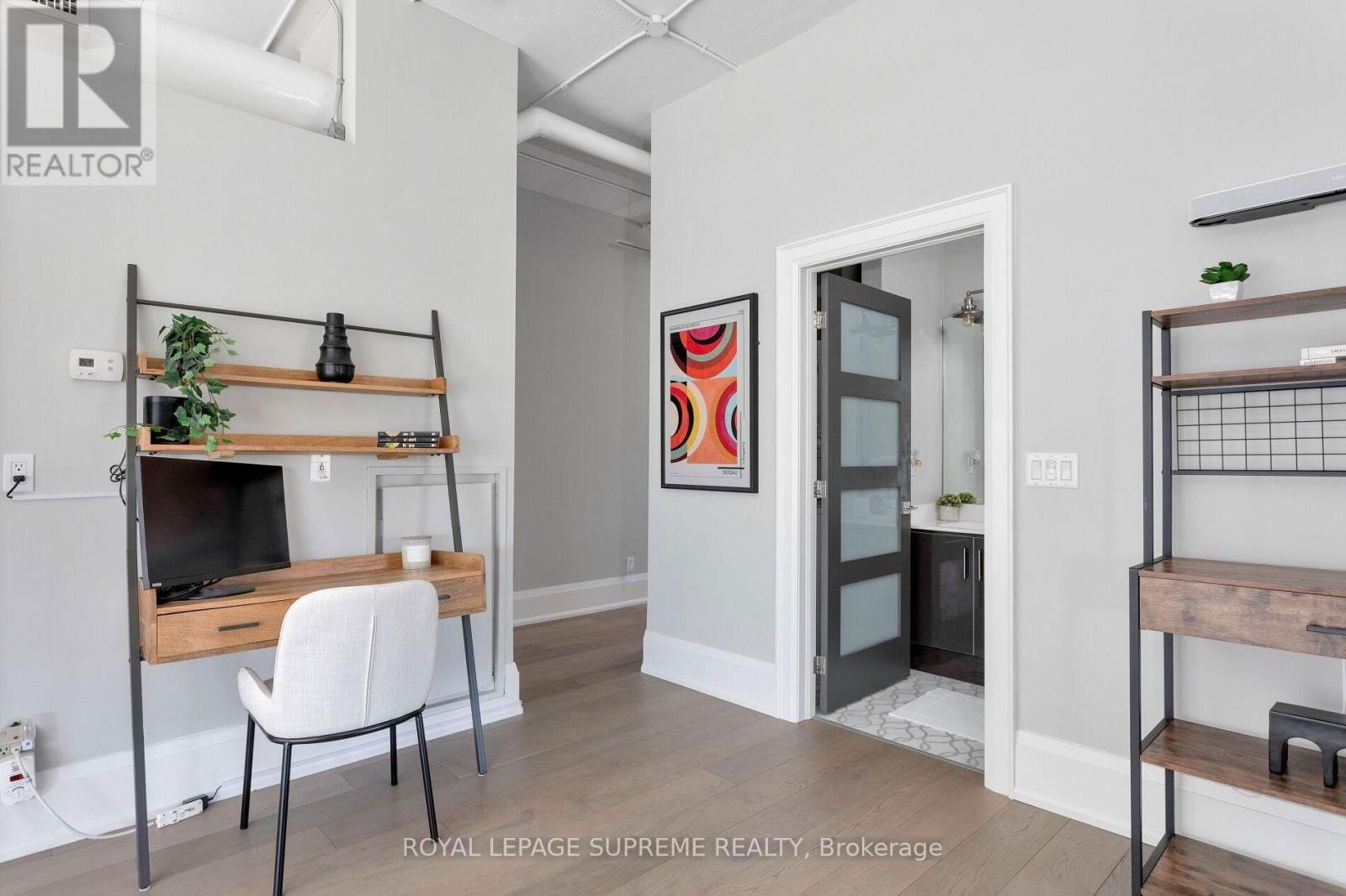 209 - 2 FIELDWAY ROAD Image 33