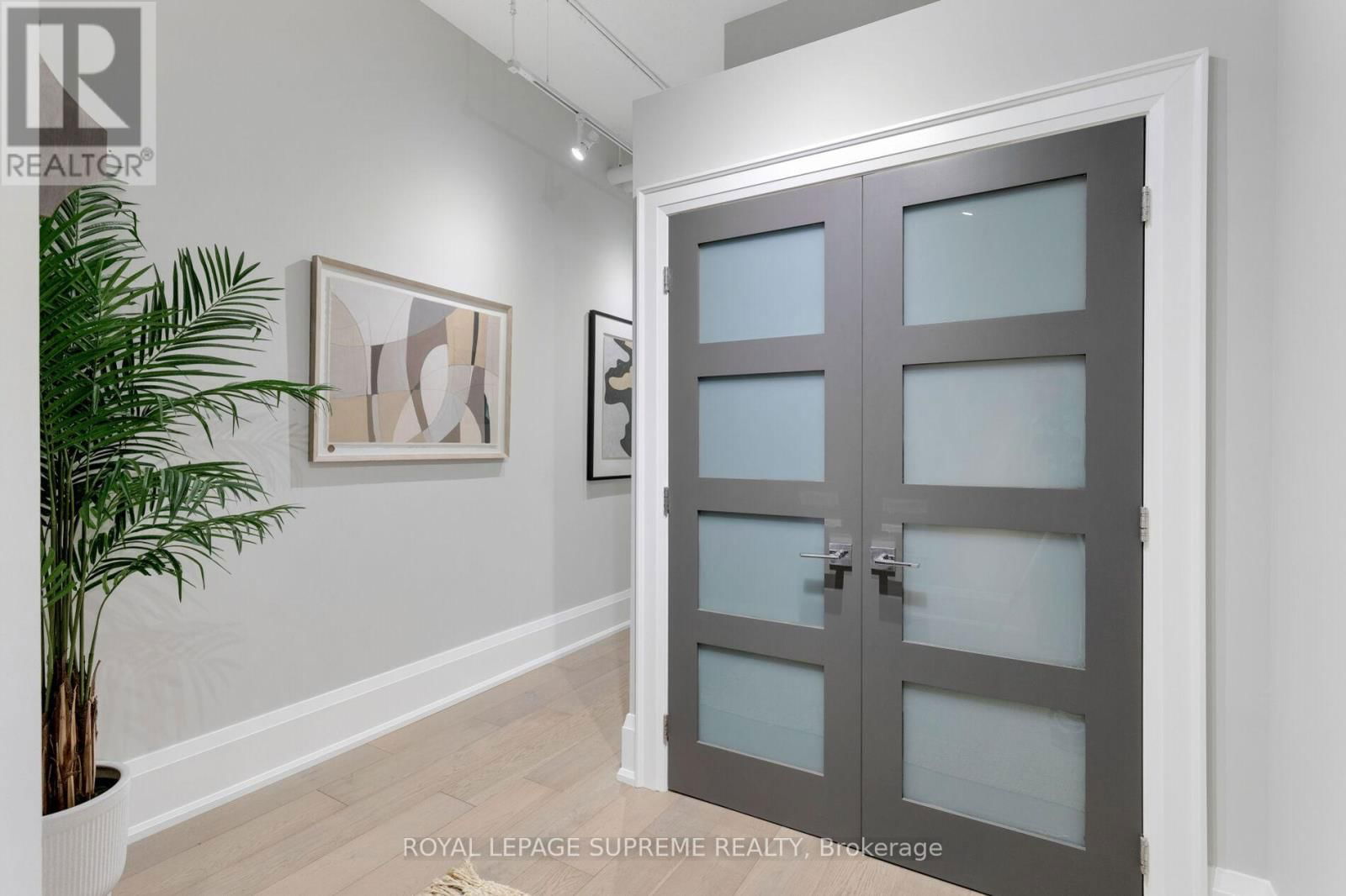 209 - 2 FIELDWAY ROAD Image 7