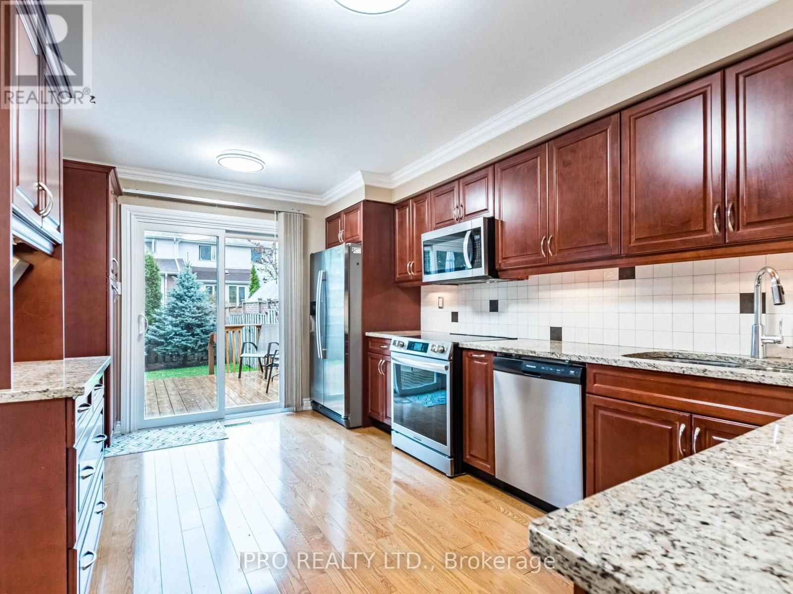 2771 LINDHOLM CRESCENT Image 16