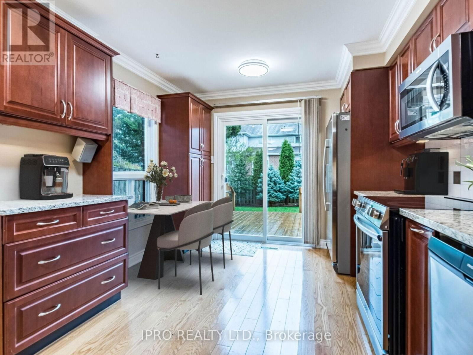 2771 LINDHOLM CRESCENT Image 17