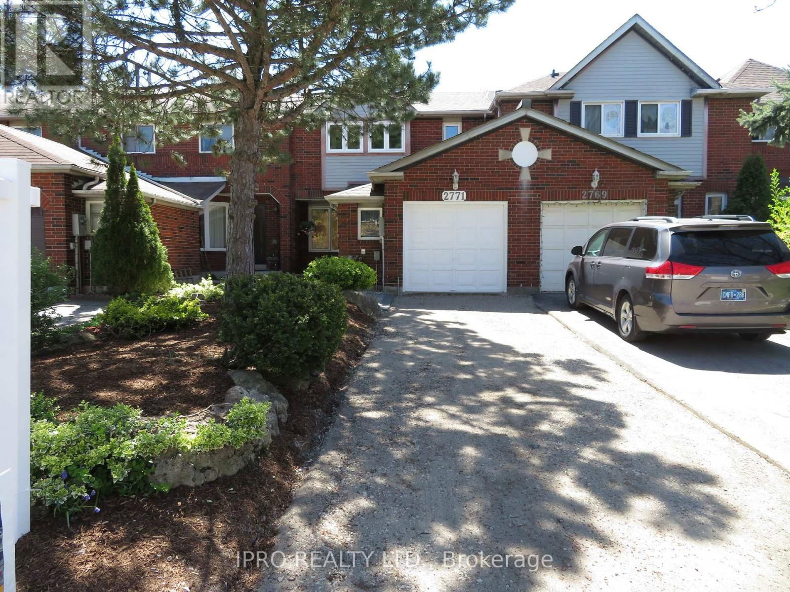 2771 LINDHOLM CRESCENT Image 2