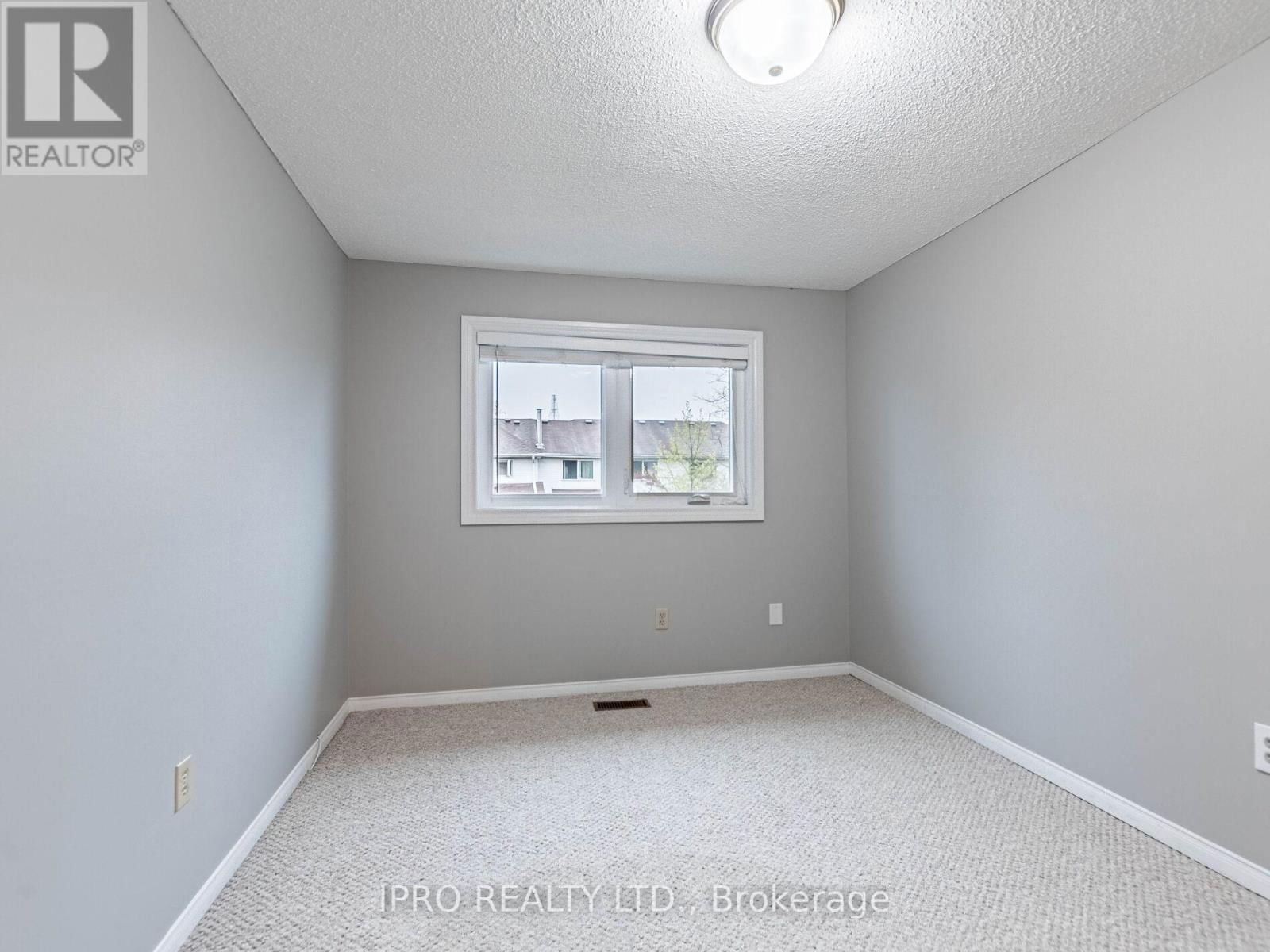2771 LINDHOLM CRESCENT Image 33