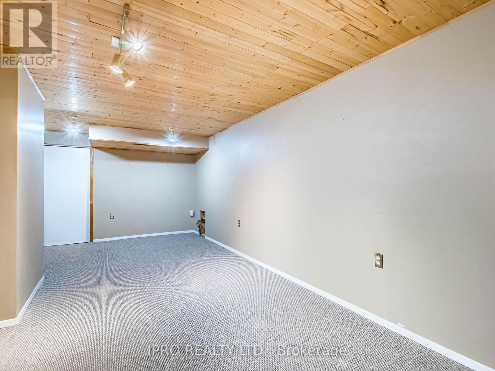 2771 LINDHOLM CRESCENT Image 39