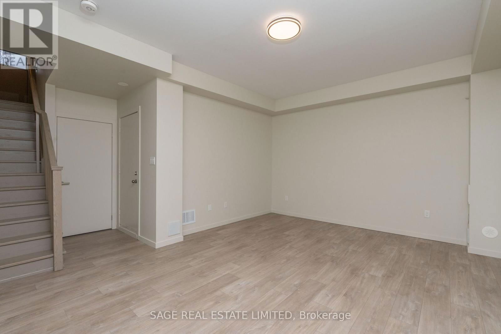 222 VELLWOOD COMMON Image 19