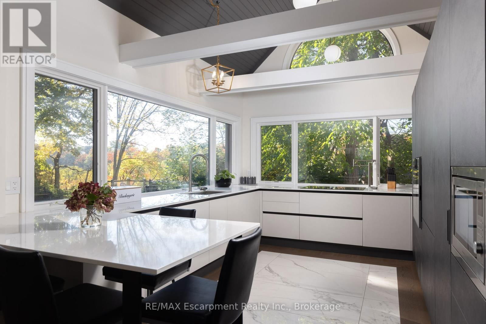416 TRAFALGAR ROAD Image 14