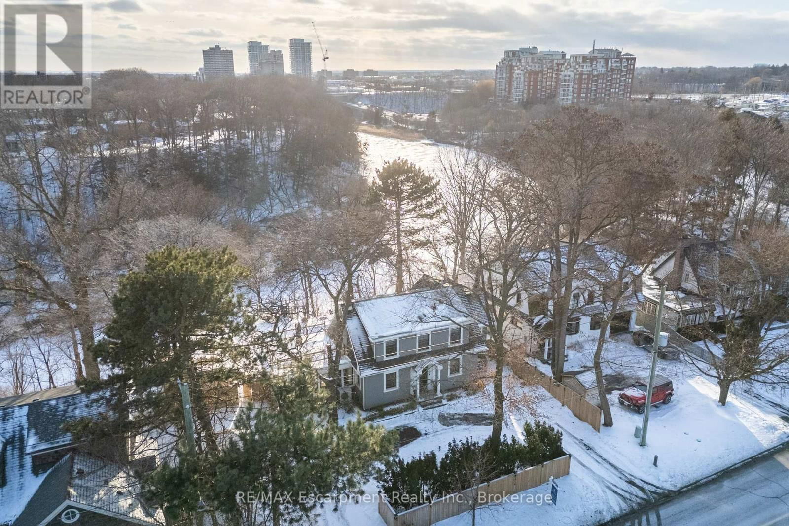 416 TRAFALGAR ROAD Image 3