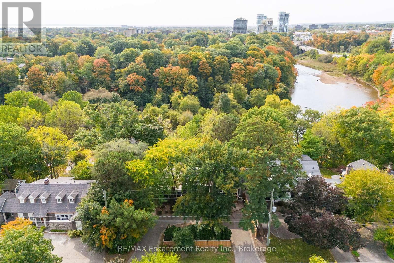 416 TRAFALGAR ROAD Image 39