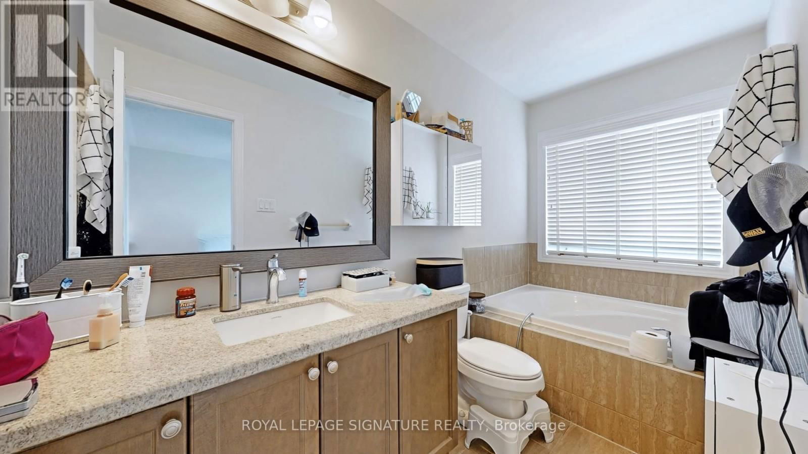 3073 EBERLY WOODS DRIVE Image 24