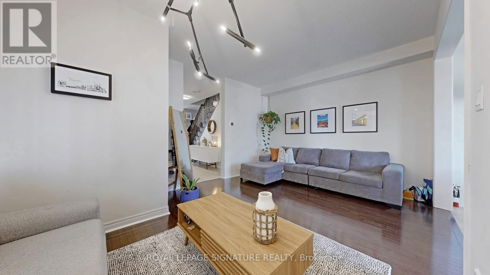 3073 EBERLY WOODS DRIVE Image 8