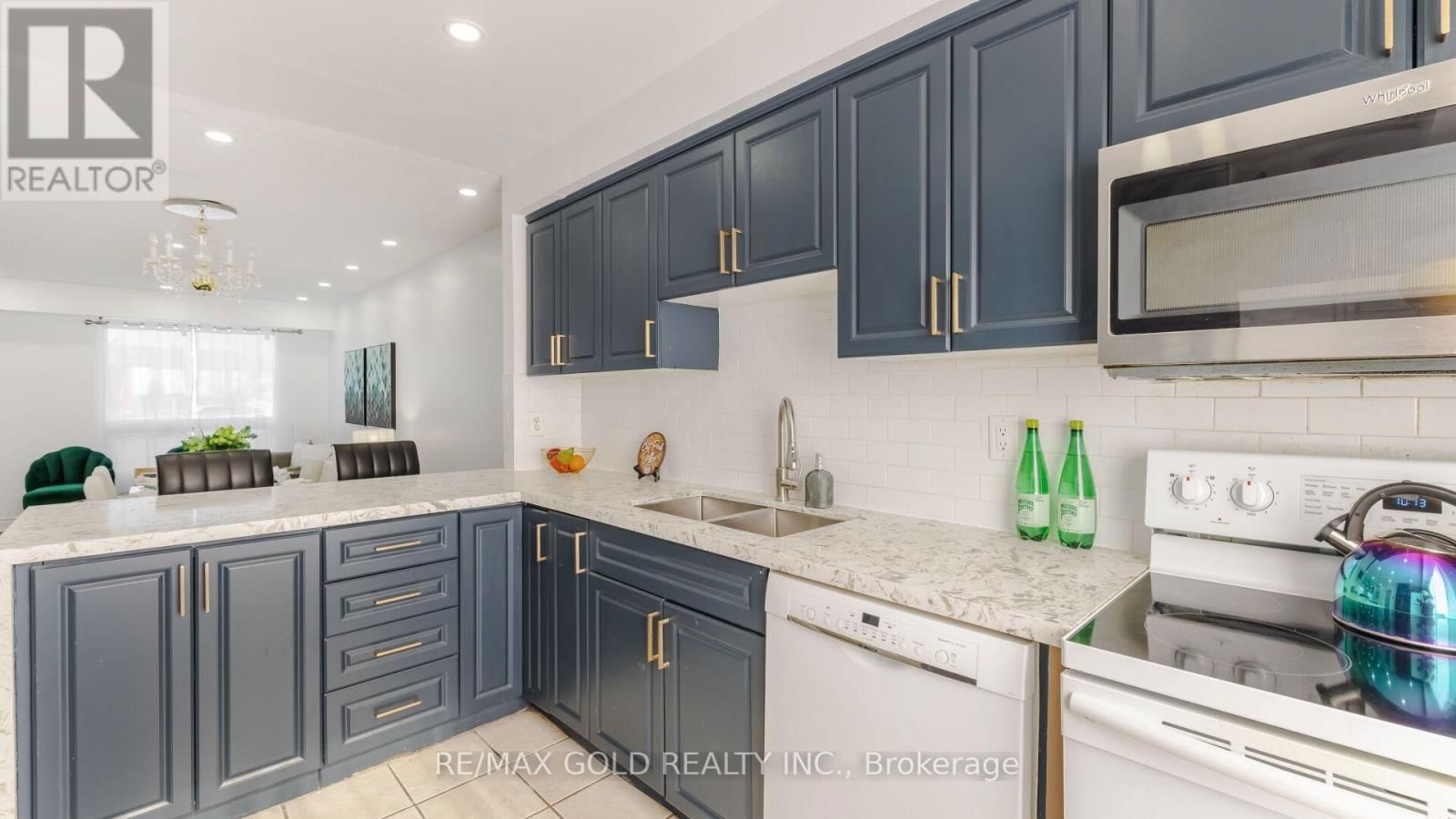 18 - 7560 GOREWAY DRIVE Image 10