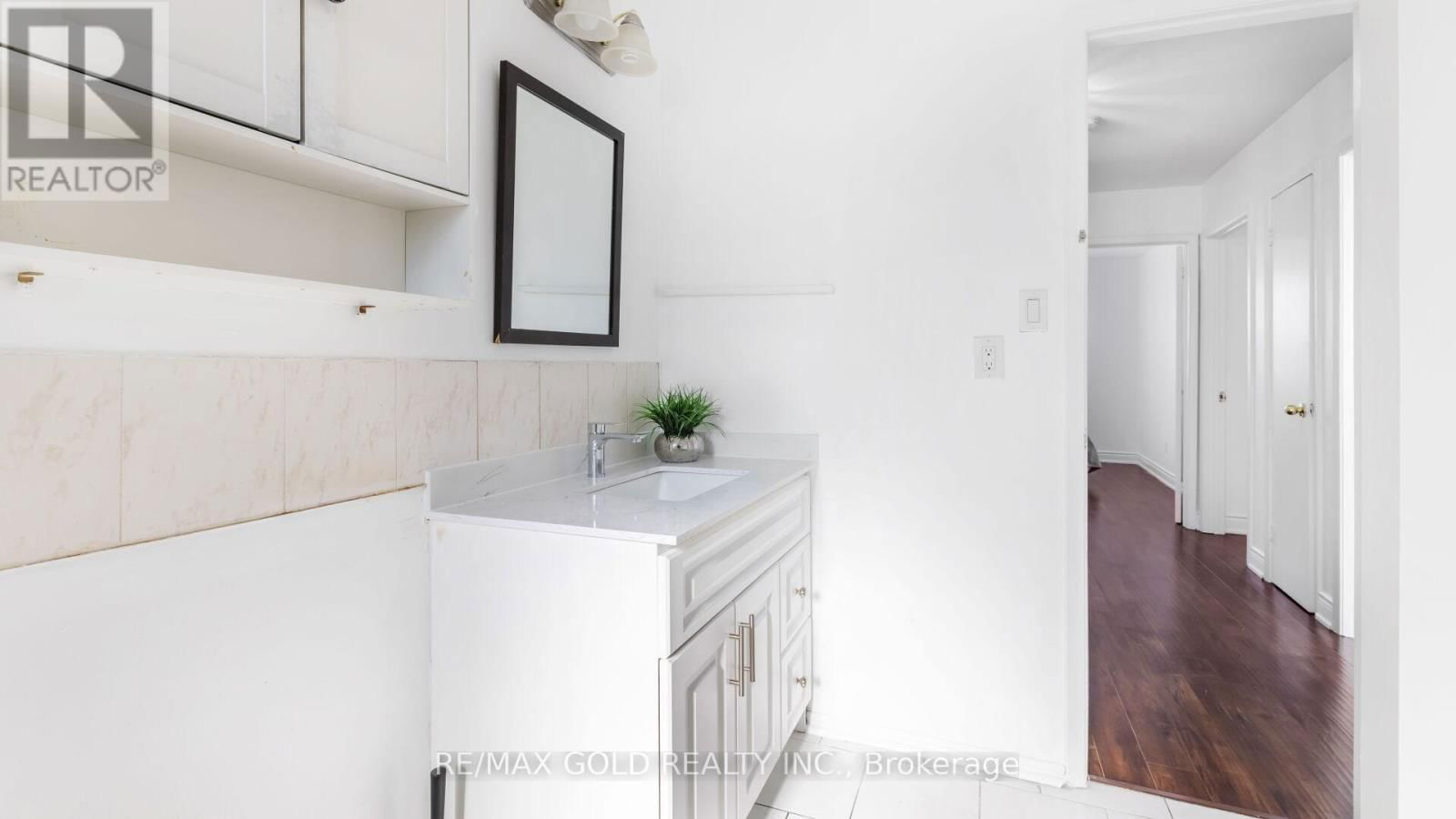 18 - 7560 GOREWAY DRIVE Image 25