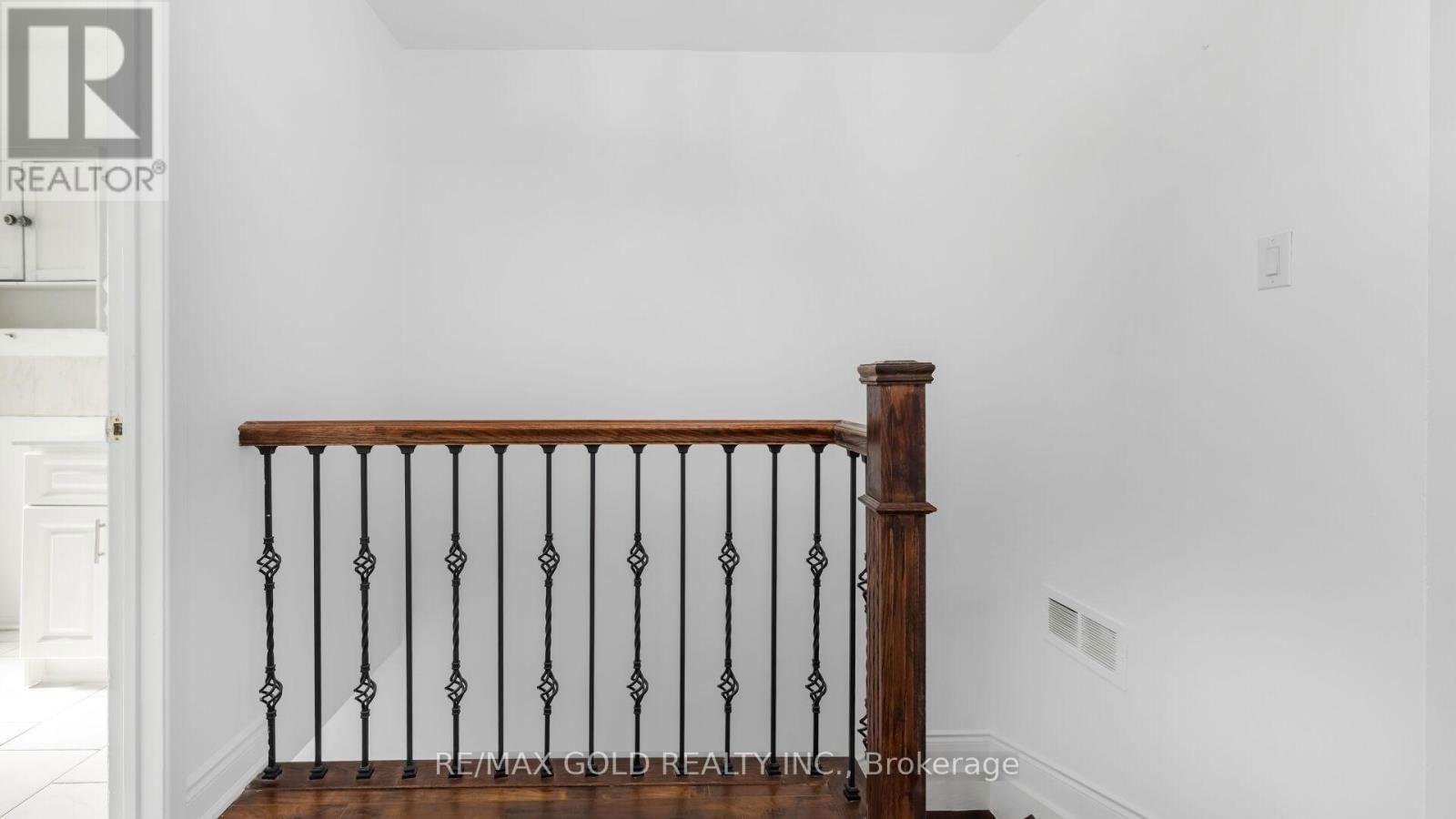 18 - 7560 GOREWAY DRIVE Image 27