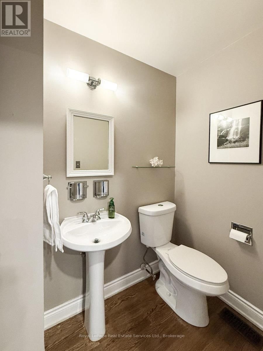 2086 THORNLEA DRIVE Image 12