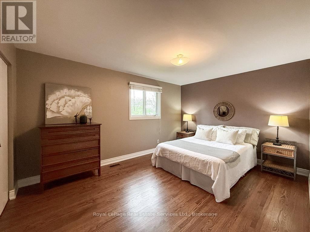 2086 THORNLEA DRIVE Image 18