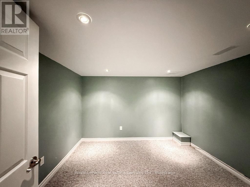 2086 THORNLEA DRIVE Image 25