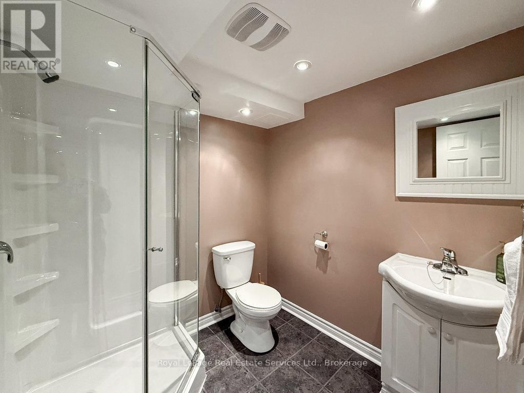 2086 THORNLEA DRIVE Image 27