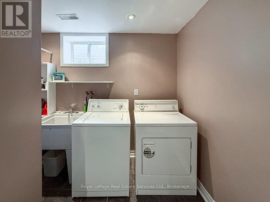 2086 THORNLEA DRIVE Image 28