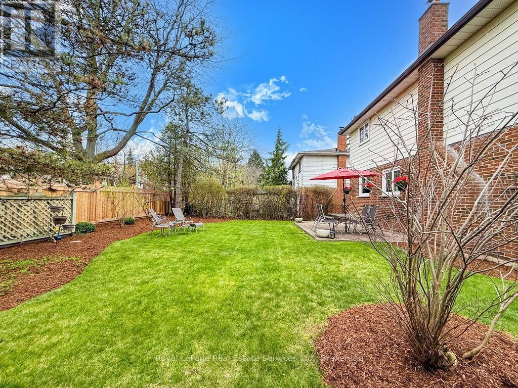 2086 THORNLEA DRIVE Image 38