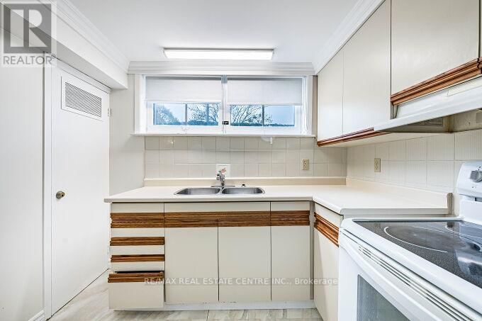 2 CARSWELL PLACE Image 15