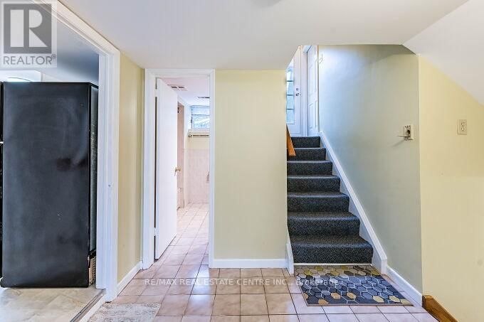 2 CARSWELL PLACE Image 18