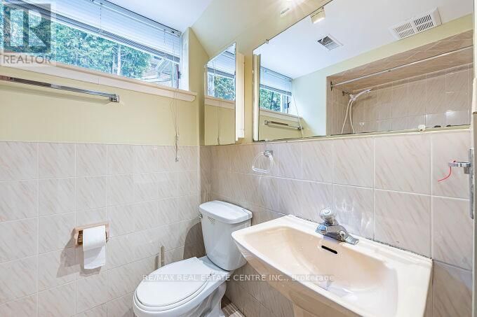 2 CARSWELL PLACE Image 19