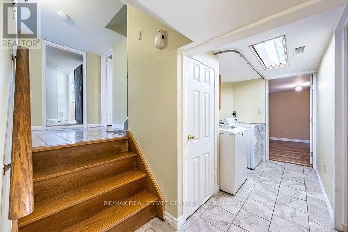 2 CARSWELL PLACE Image 22