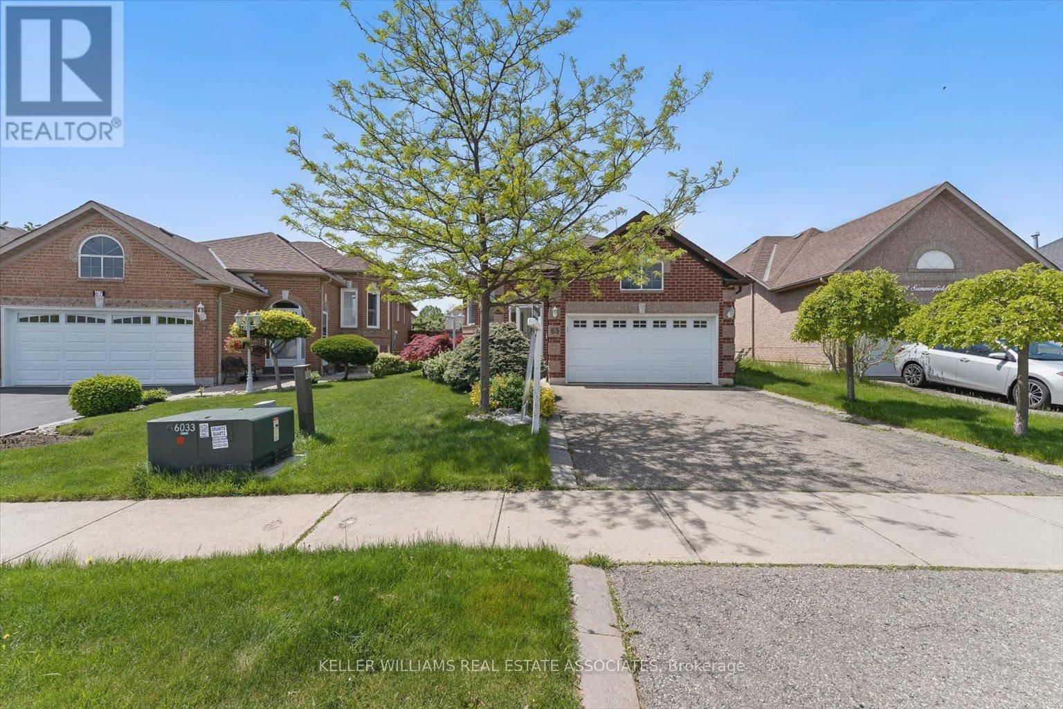 65 SUMMERFIELD CRESCENT Image 1