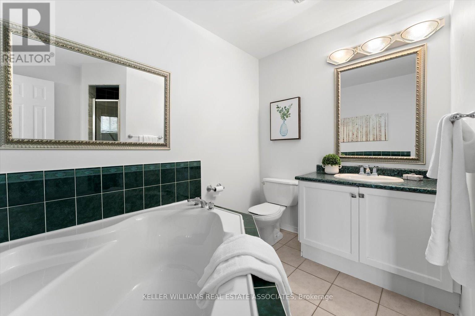 65 SUMMERFIELD CRESCENT Image 22