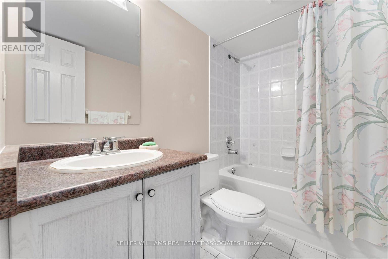 65 SUMMERFIELD CRESCENT Image 26
