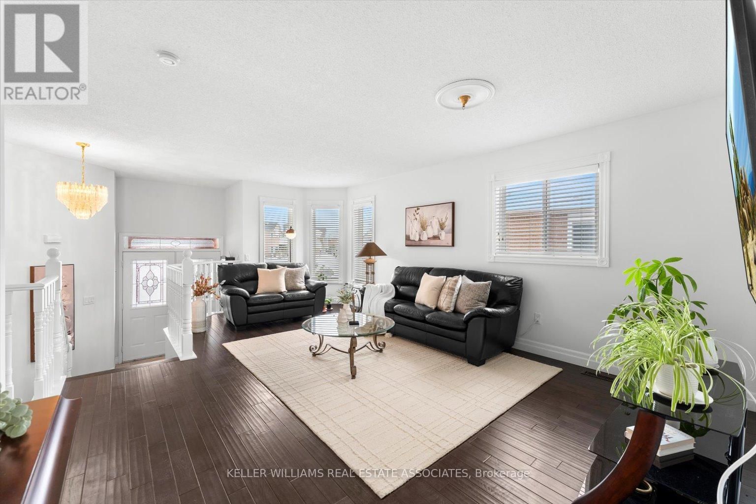 65 SUMMERFIELD CRESCENT Image 6
