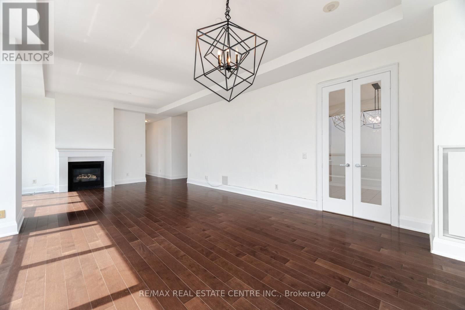 808 - 11 BRONTE ROAD Image 15