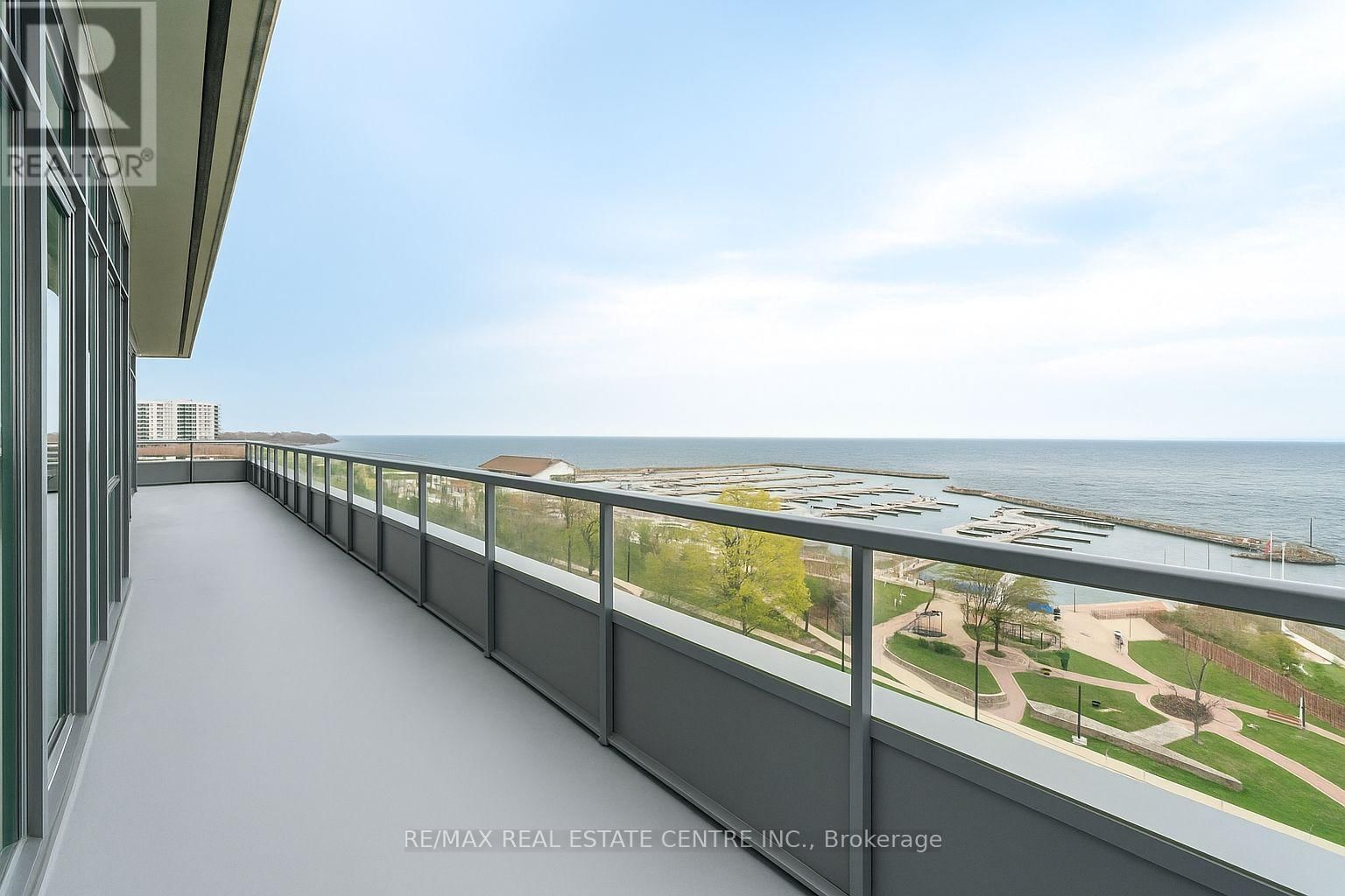 808 - 11 BRONTE ROAD Image 2