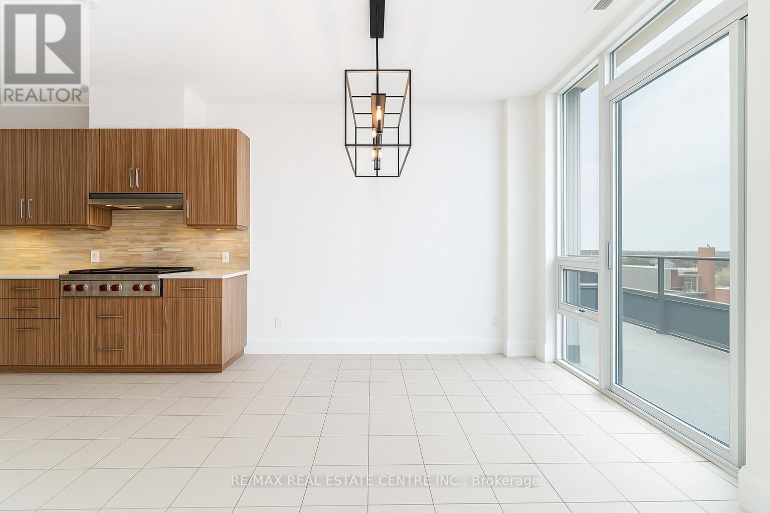 808 - 11 BRONTE ROAD Image 20