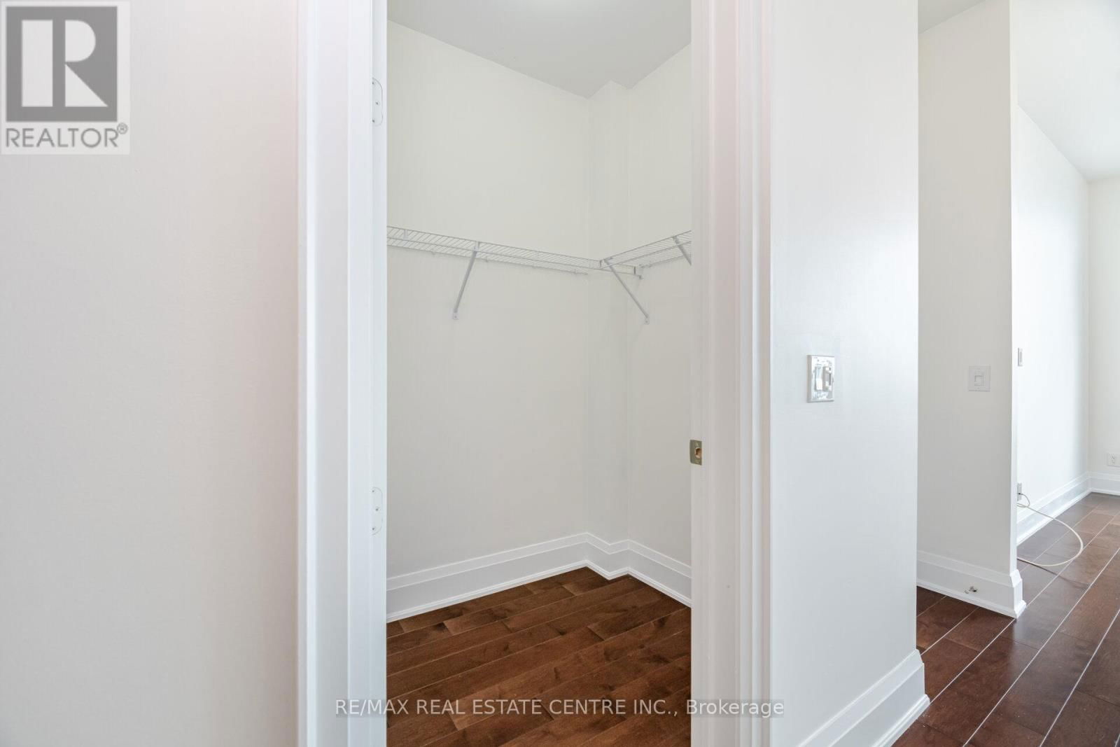 808 - 11 BRONTE ROAD Image 26