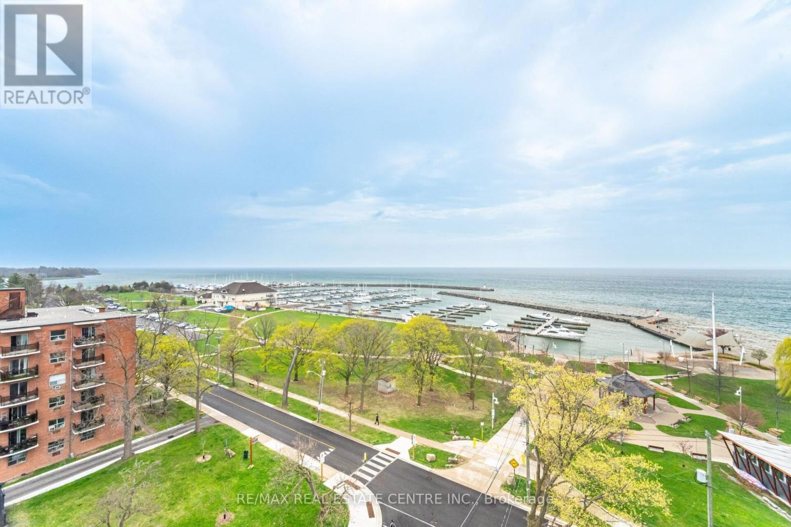 808 - 11 BRONTE ROAD Image 35