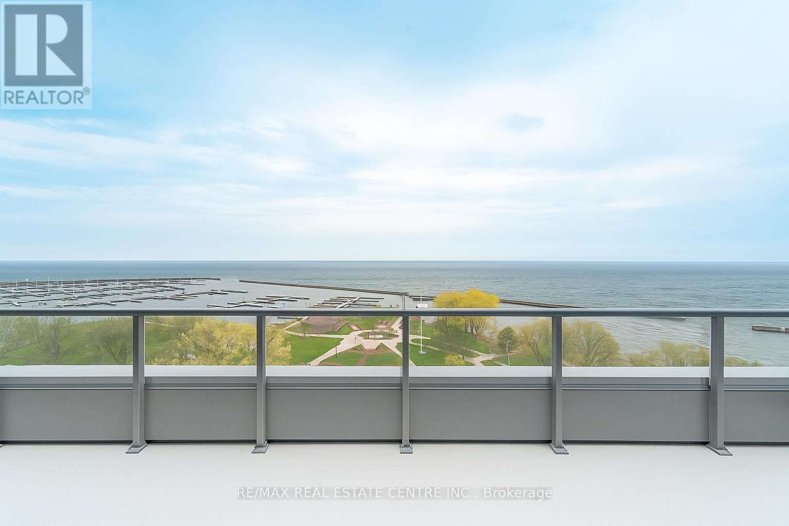 808 - 11 BRONTE ROAD Image 4