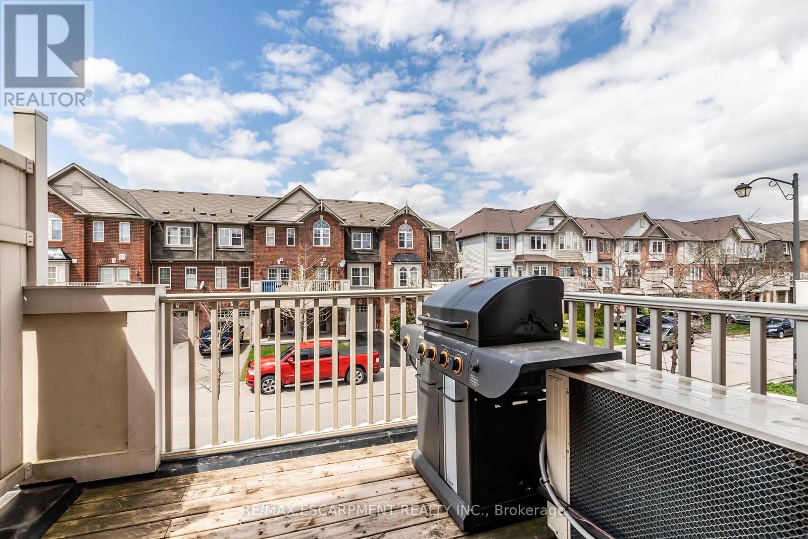 280 WETENHALL LANDING Image 18