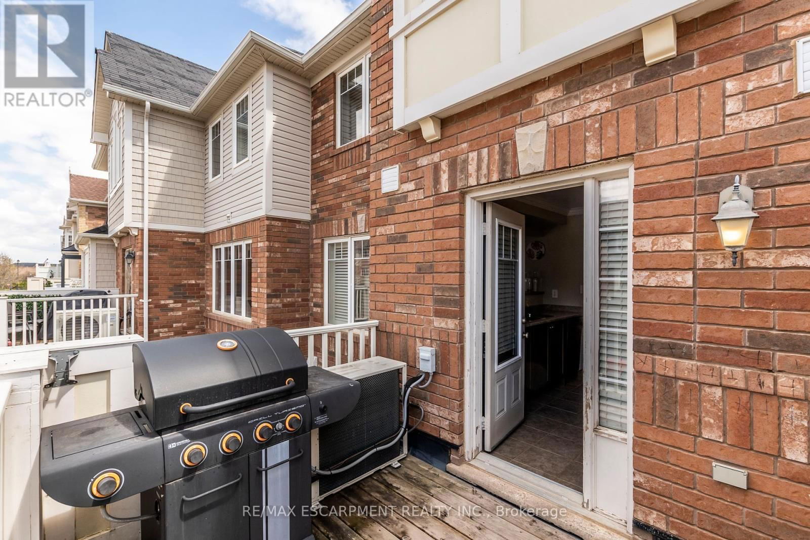 280 WETENHALL LANDING Image 20