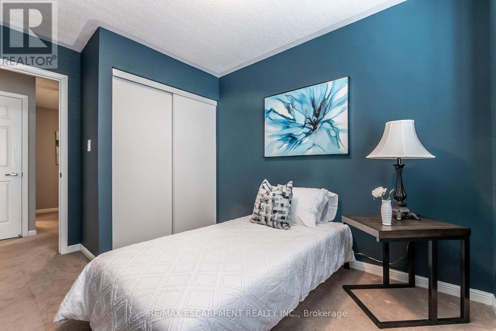280 WETENHALL LANDING Image 22