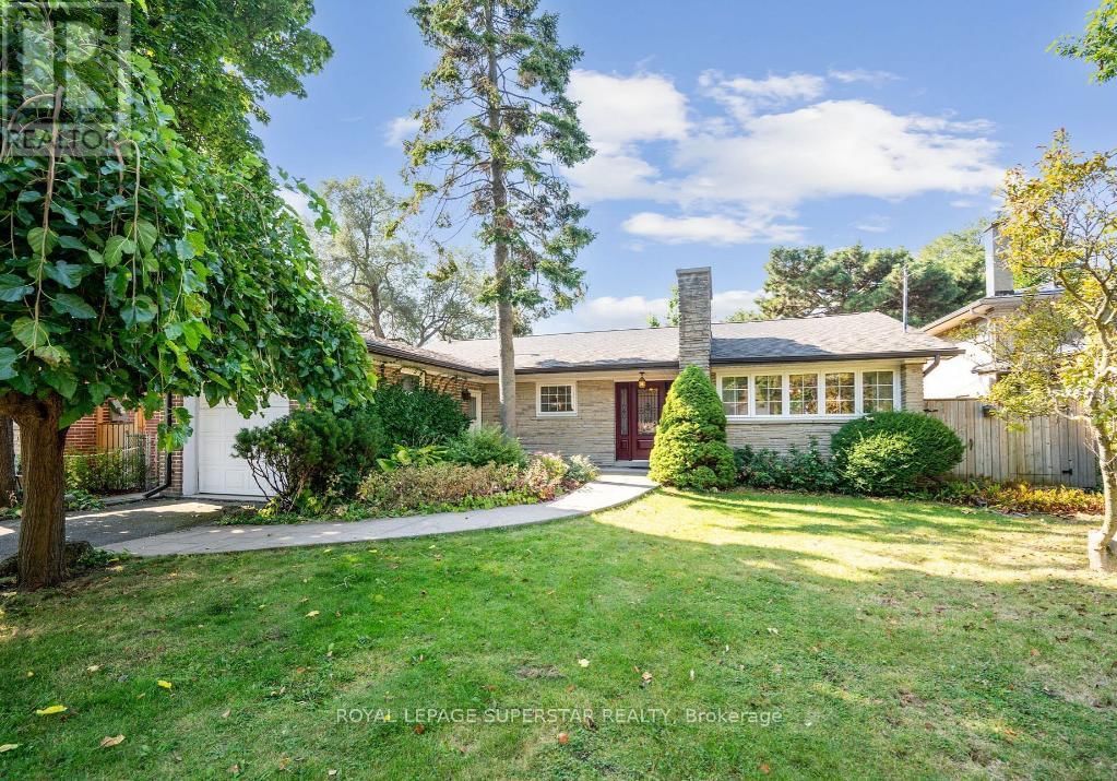 15 QUINBY COURT Image 1
