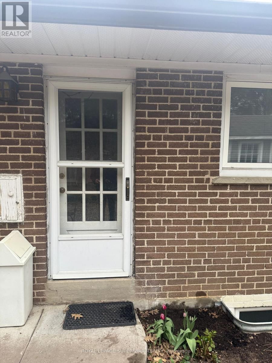 15 QUINBY COURT Image 2