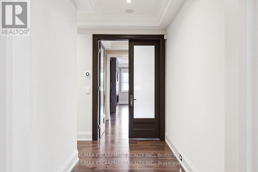 282 TUDOR AVENUE Image 15