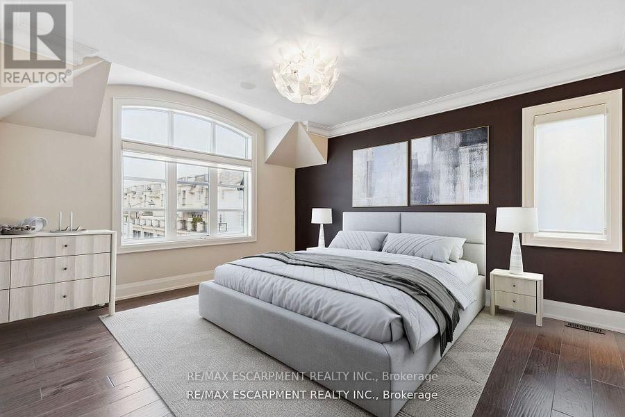 282 TUDOR AVENUE Image 26
