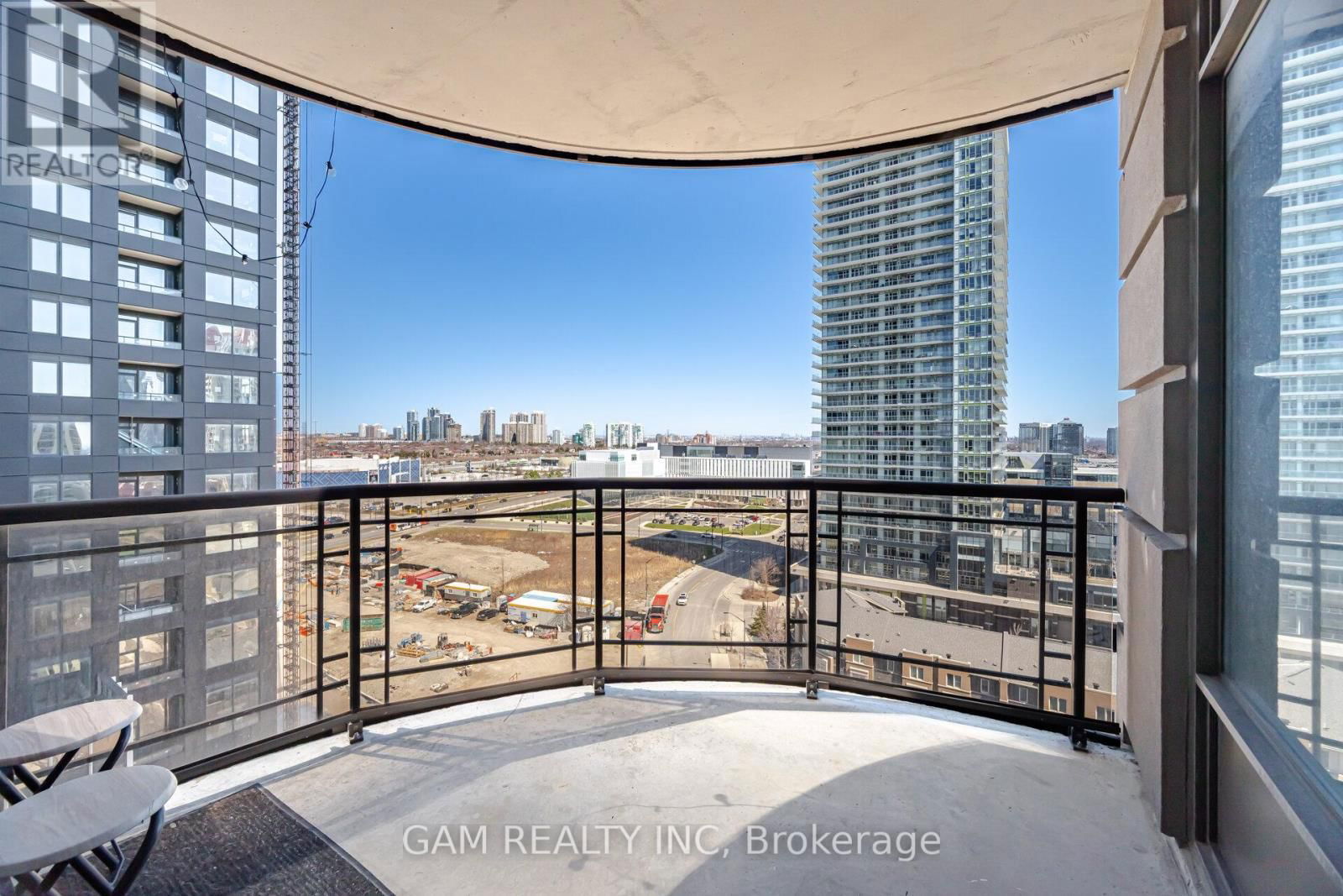1102 - 385 PRINCE OF WALES DRIVE Image 15