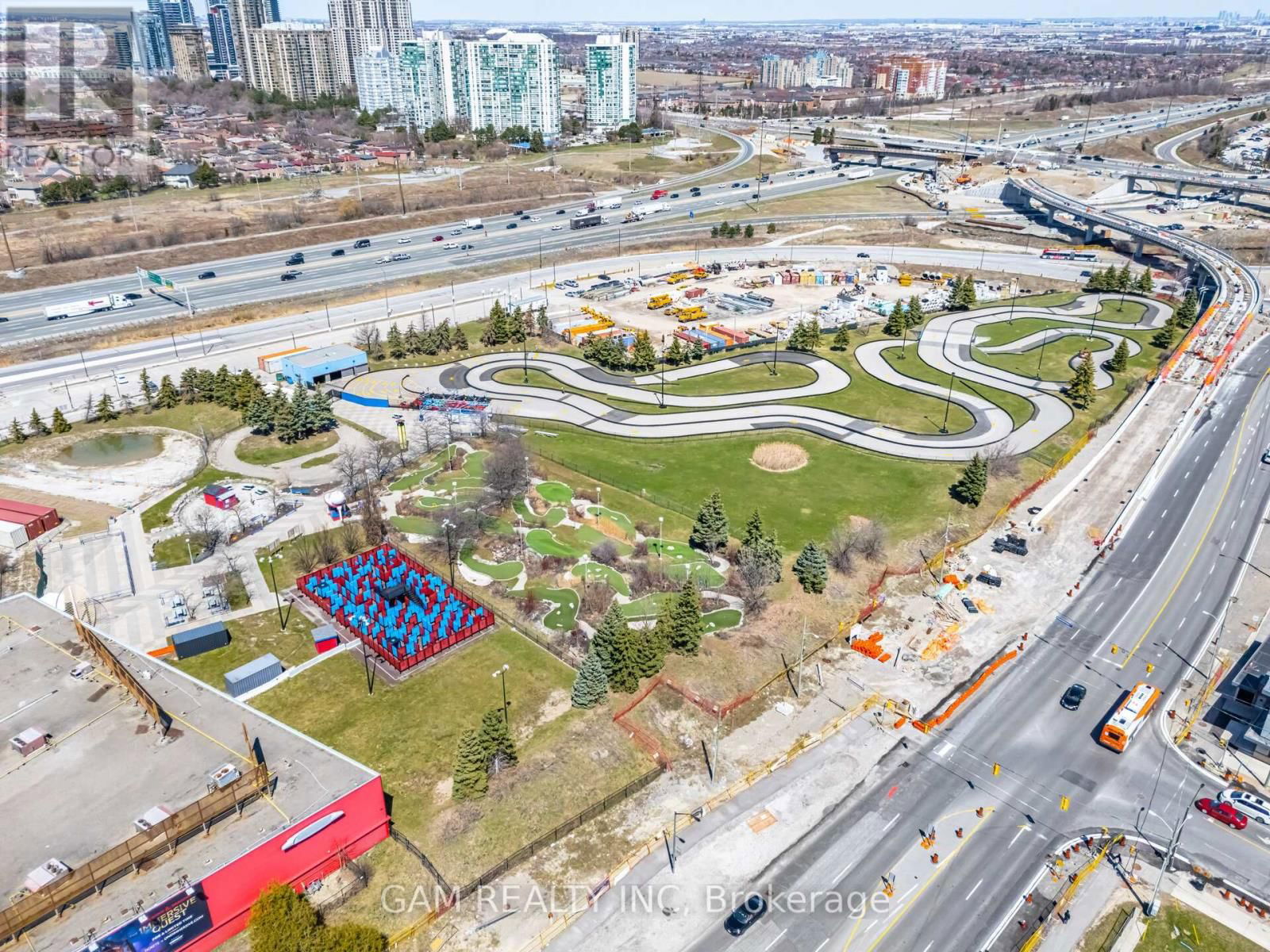 1102 - 385 PRINCE OF WALES DRIVE Image 39