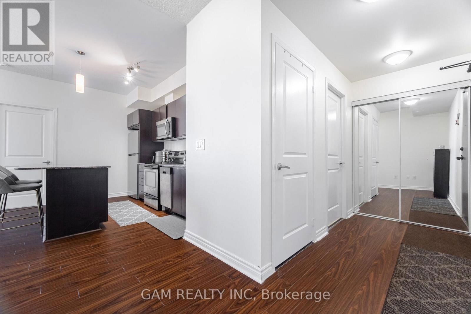 1102 - 385 PRINCE OF WALES DRIVE Image 9
